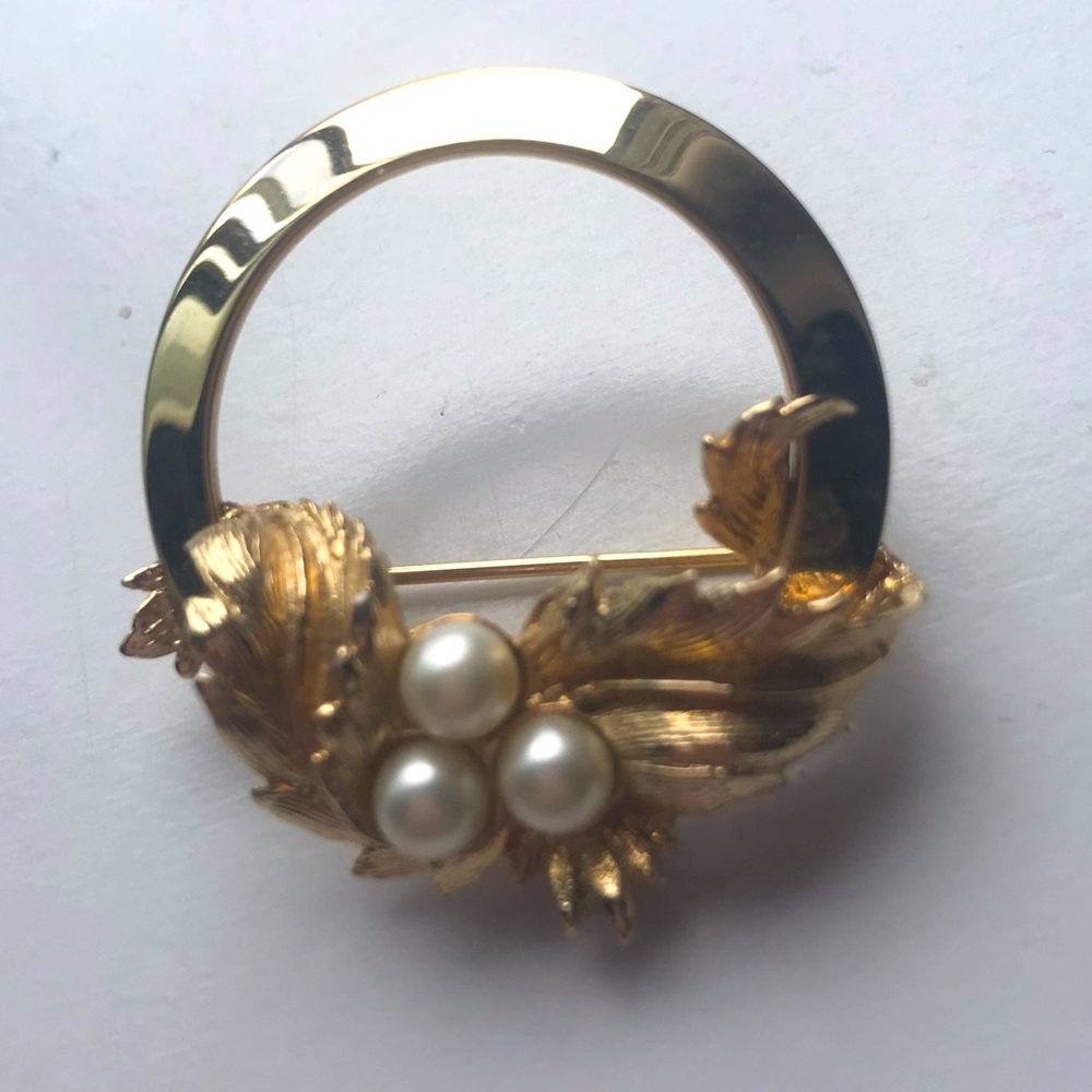 Vintage S. Coventry Gold-Tone & Faux Pearl Brooch